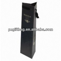 Triangle shape black stamping red wine bag with handle